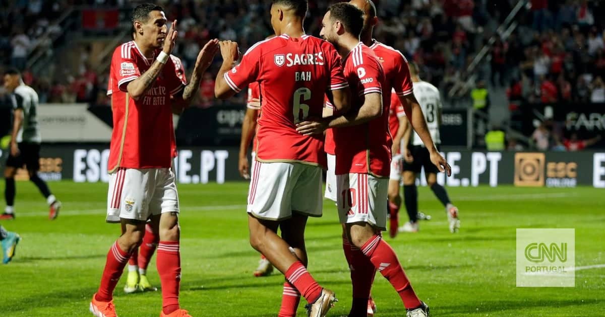 Liga: as melhores imagens do Farense-Benfica
