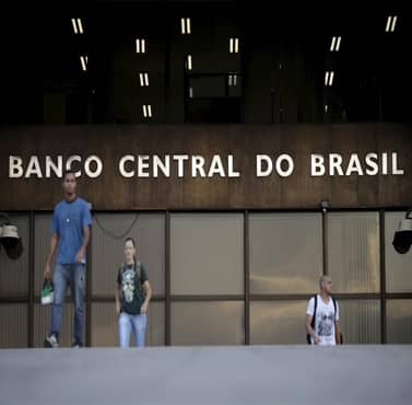 Atividade econômica do Brasil tem em maio maior contração em 2 anos, mostra...