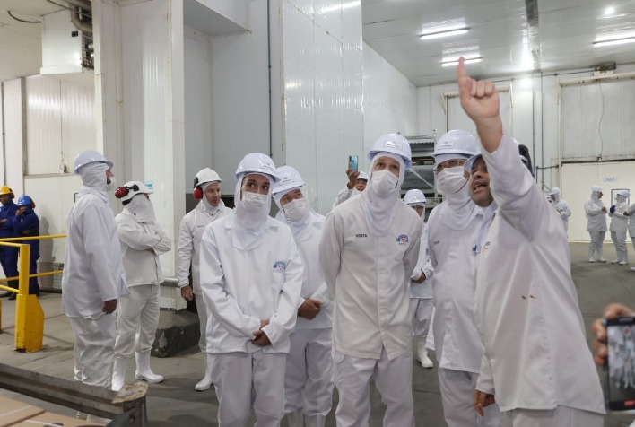 Governo de Goias leva delegacao chinesa para conhecer planta industrial