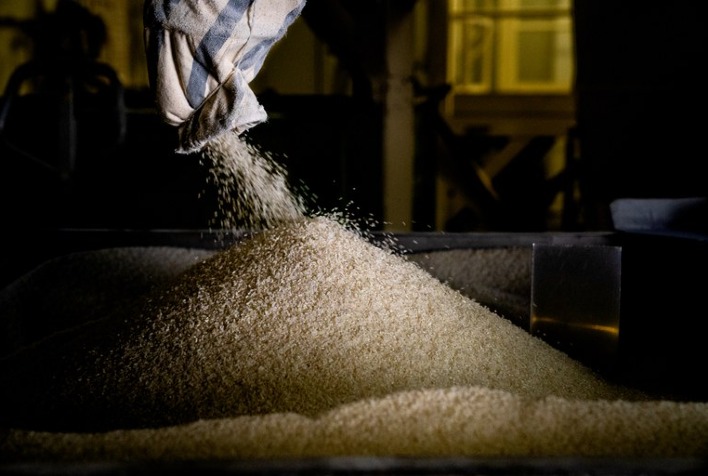 India permite exportacoes de arroz branco nao basmati preso nos