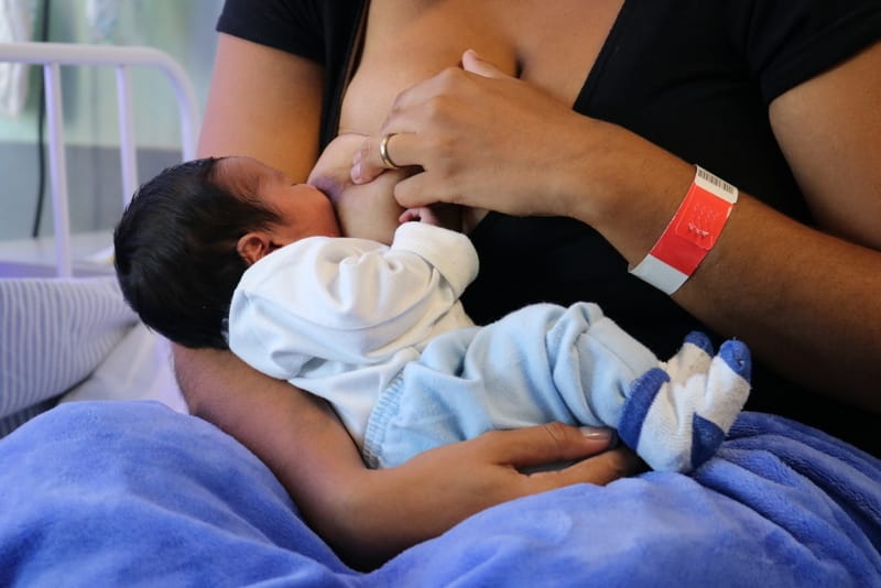 Portal Prudentino - Campanha busca aumentar doações de leite para atender 80 bebês