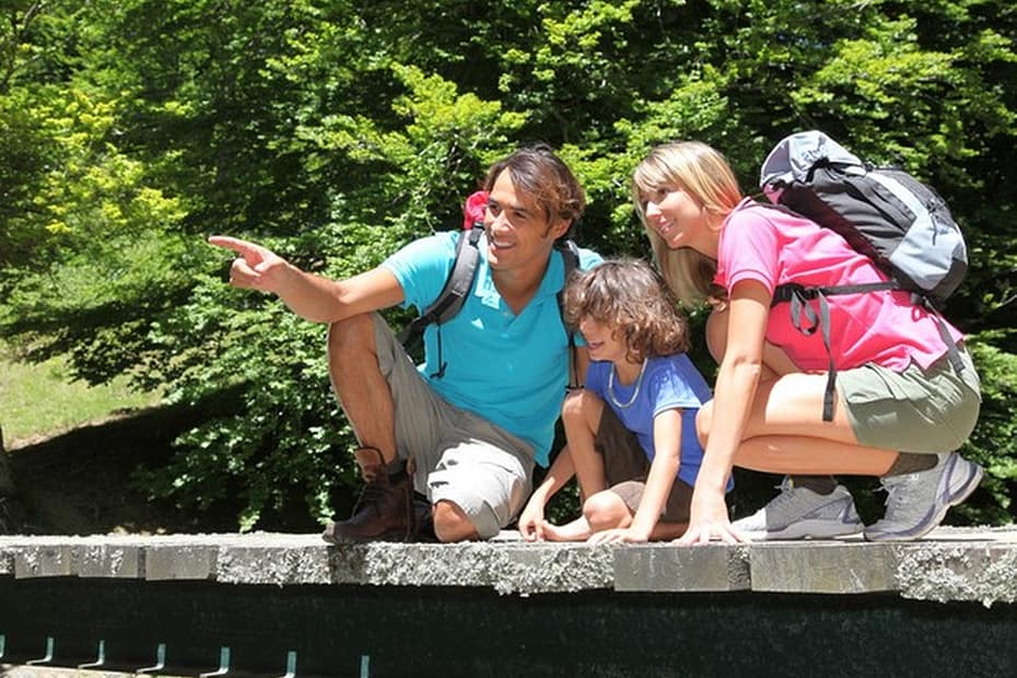 5 dicas para reduzir a pegada ecológica nas viagens em família | Turismo