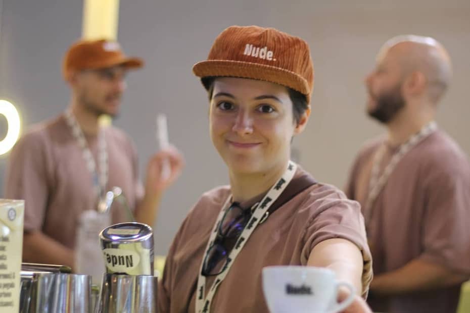 Multidão invade Expominas no primeiro dia da Semana Internacional do Café