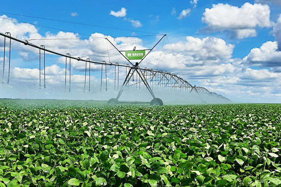 Agricultura irrigada deve crescer 76% no Brasil até 2040