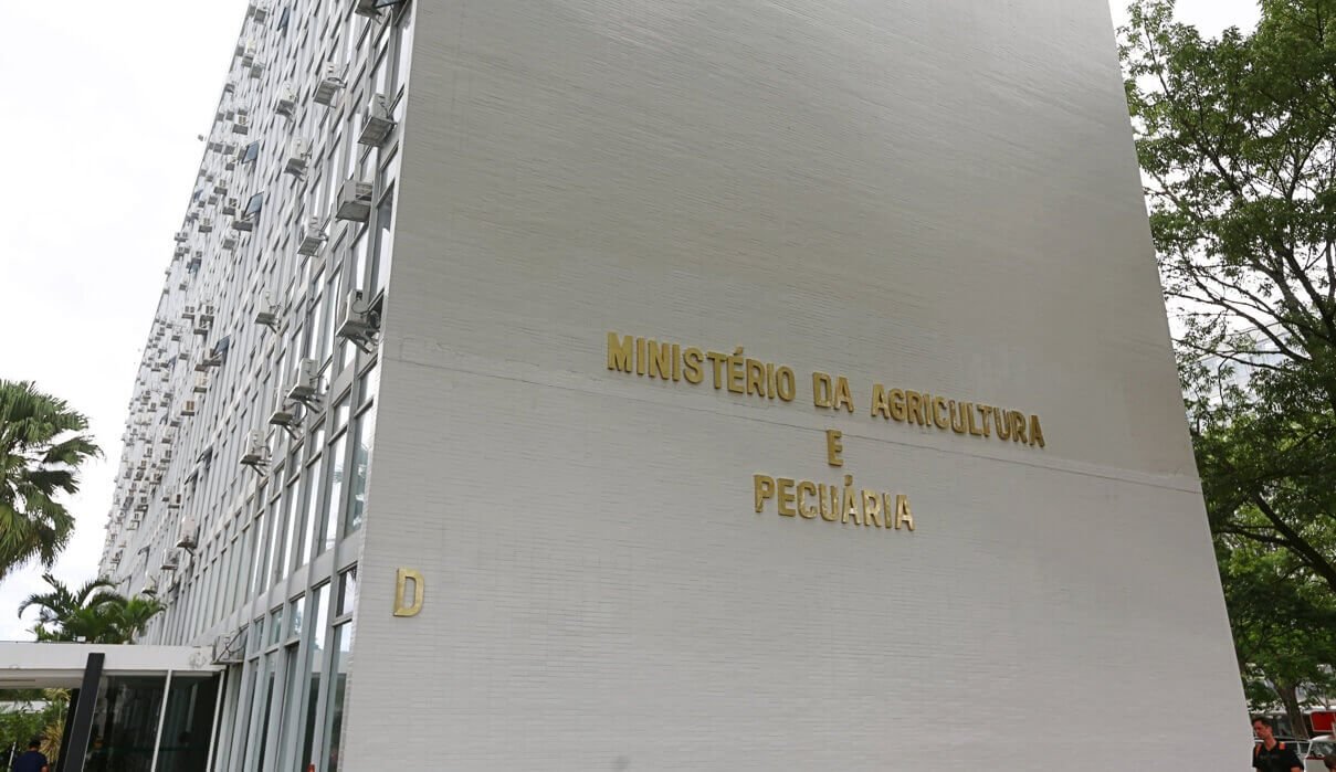 Ministério da Agricultura e Pecuária tem 316 vagas para temporários